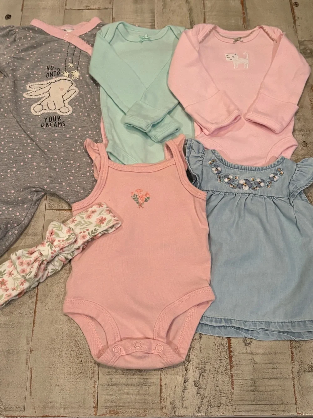 Carter’s 6 Piece Newborn Embroidery & Appliqué Baby Girl Bundle